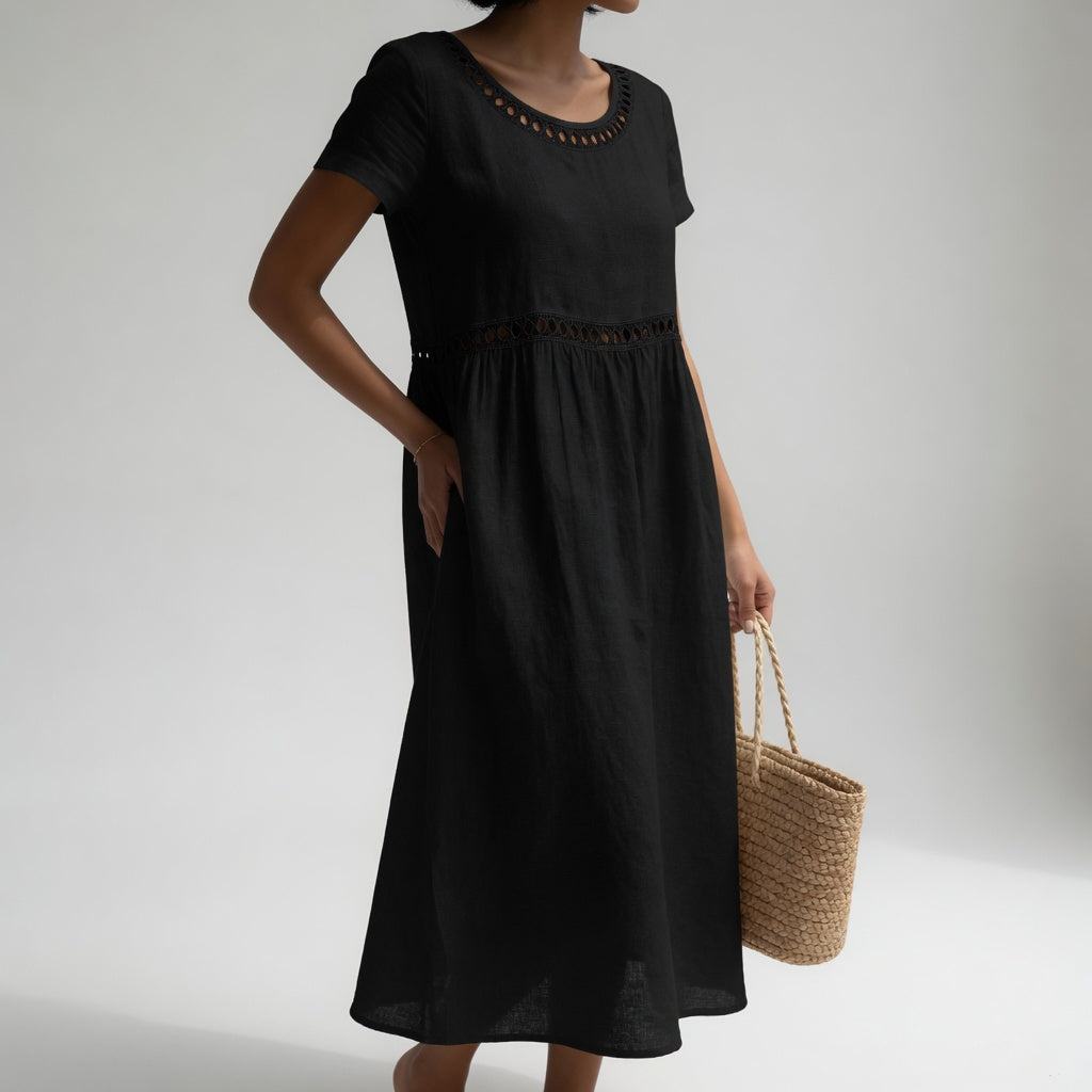 Velara | Broderad klänning